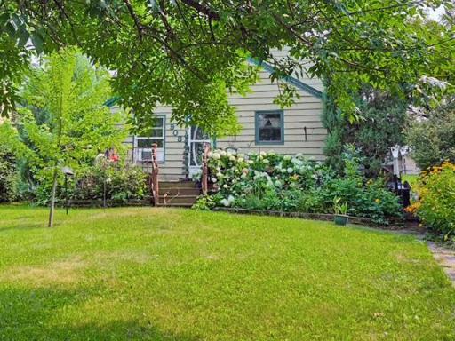 908 Lake Street NE, Warroad, MN 56763