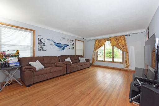 729 Rose Ave 04.jpg