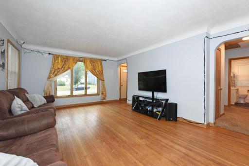 729 Rose Ave 05.jpg