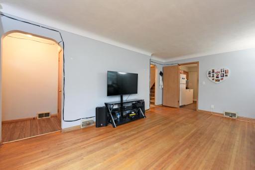 729 Rose Ave 06.jpg