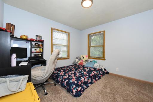 729 Rose Ave 11.jpg