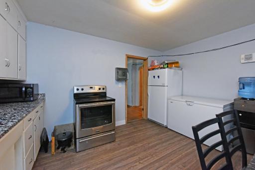 729 Rose Ave 09.jpg