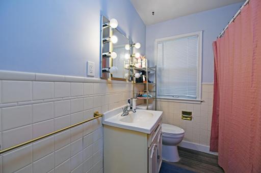 729 Rose Ave 13.jpg