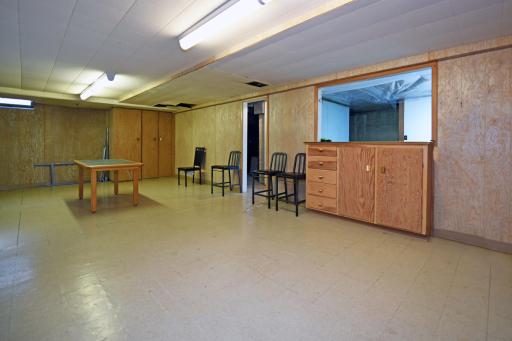 729 Rose Ave 24.jpg