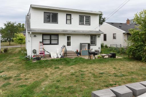 729 Rose Ave 33.jpg