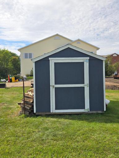 124 Kenna Drive, Le Sueur, MN 56058