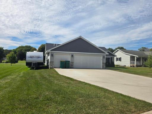 124 Kenna Drive, Le Sueur, MN 56058