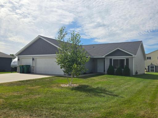 124 Kenna Drive, Le Sueur, MN 56058