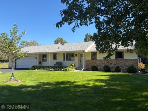 17807 Susan Lane, Minnetonka, MN 55345