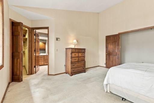 37-web-or-mls-1053_Royal_Court_Shoreview_07086.jpg
