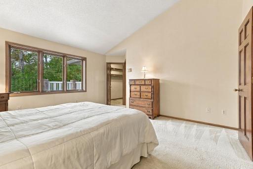 38-web-or-mls-1053_Royal_Court_Shoreview_07091.jpg