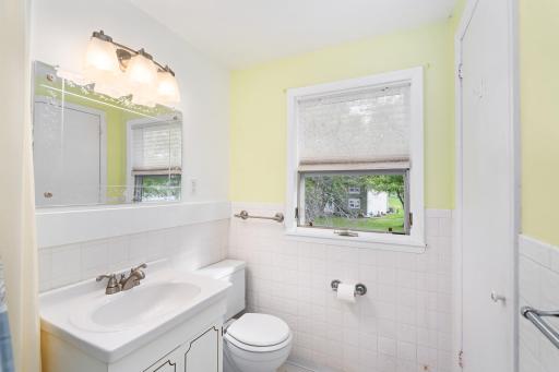 407 Kelly Circle, Duluth, MN 55811