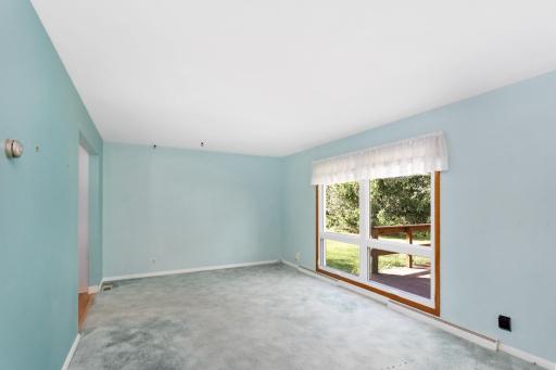 407 Kelly Circle, Duluth, MN 55811