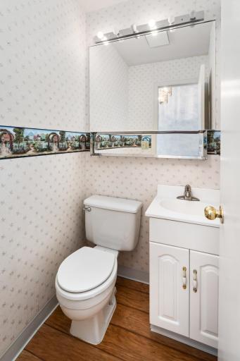407 Kelly Circle, Duluth, MN 55811