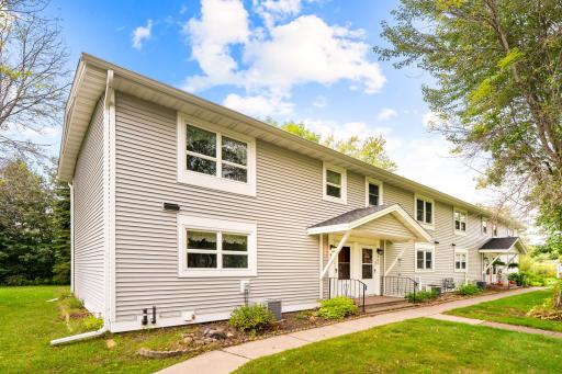 407 Kelly Circle, Duluth, MN 55811