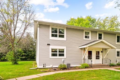 407 Kelly Circle, Duluth, MN 55811