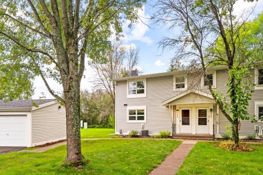 407 Kelly Circle, Duluth, MN 55811