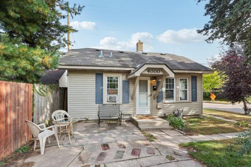4000 Sheridan Avenue N, Minneapolis, MN 55412