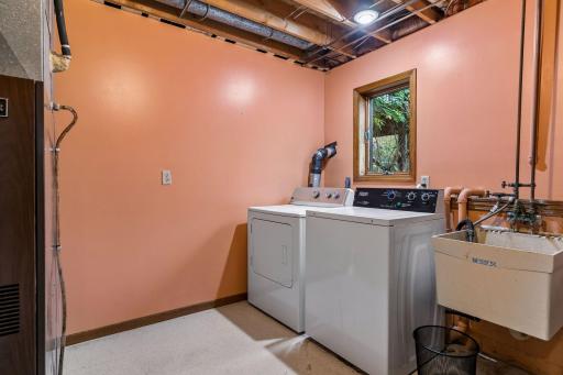 1112 Grandview Drive, Hudson, WI 54016