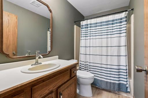 1112 Grandview Drive, Hudson, WI 54016