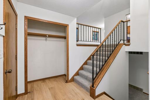 1112 Grandview Drive, Hudson, WI 54016