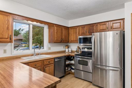 1112 Grandview Drive, Hudson, WI 54016