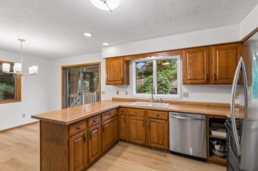1112 Grandview Drive, Hudson, WI 54016