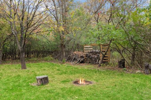 1112 Grandview Drive, Hudson, WI 54016