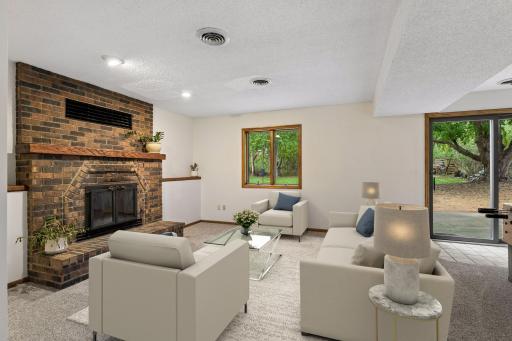 1112 Grandview Drive, Hudson, WI 54016