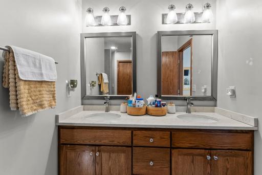 952 154th Lane NW, Andover, MN 55304