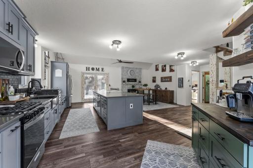 952 154th Lane NW, Andover, MN 55304