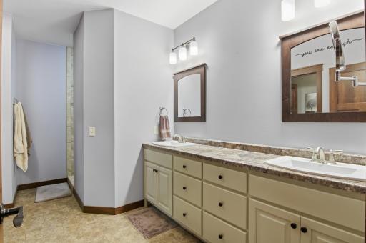 N1833 980th Street, Eau Claire, WI 54701