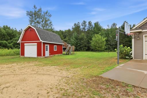 N1833 980th Street, Eau Claire, WI 54701