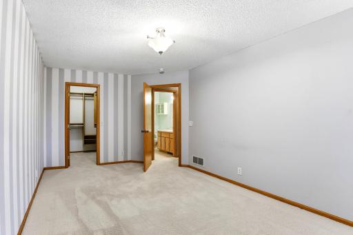 14255 Vale Street NW, Andover, MN 55304