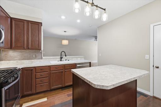 18902 96th Place N, Maple Grove, MN 55311
