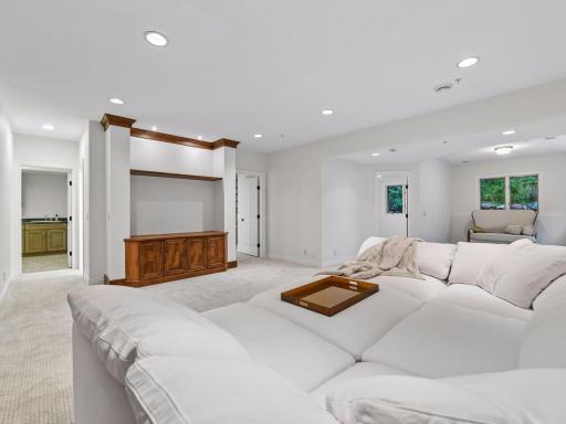 17530 Sanctuary Drive, Minnetonka, MN 55391