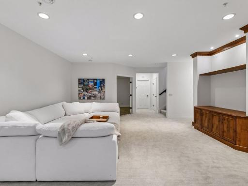 17530 Sanctuary Drive, Minnetonka, MN 55391
