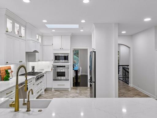 17530 Sanctuary Drive, Minnetonka, MN 55391