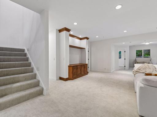 17530 Sanctuary Drive, Minnetonka, MN 55391
