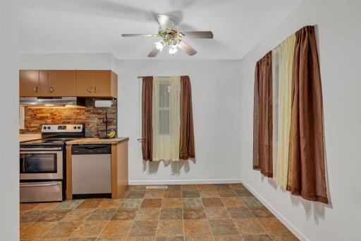 4-web-or-mls-DSC01455.jpg