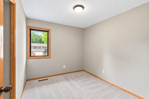 8026 173rd Street W, Lakeville, MN 55044