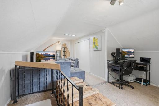 121 W Race Avenue, Elmwood, WI 54740