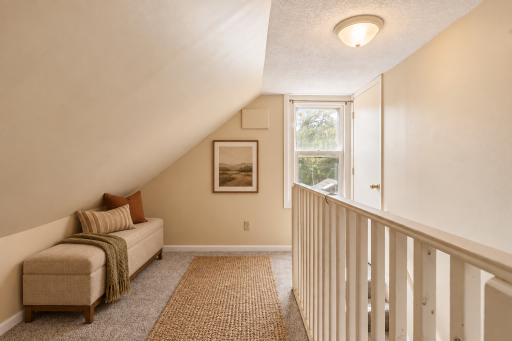 1960 Ivy Avenue E, Saint Paul, MN 55119