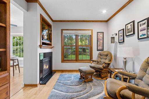 730 County Road B2 W, Roseville, MN 55113