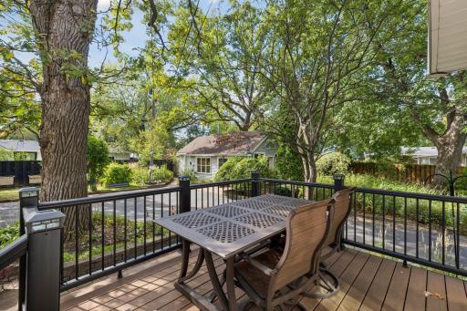 730 County Road B2 W, Roseville, MN 55113