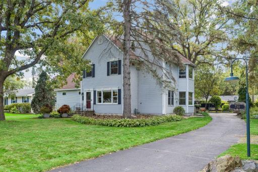 730 County Road B2 W, Roseville, MN 55113