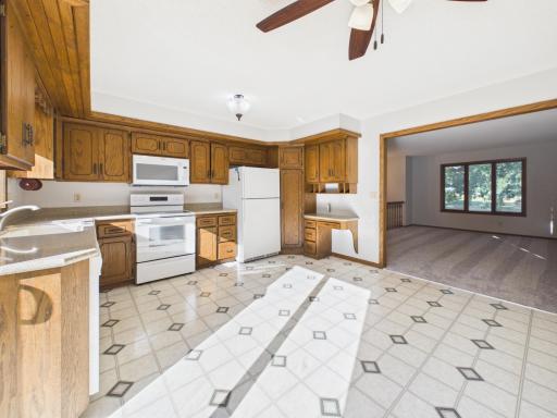 2253 Charles Street N, North Saint Paul, MN 55109