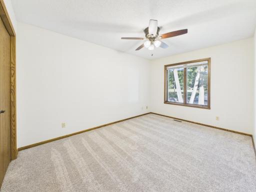 2253 Charles Street N, North Saint Paul, MN 55109