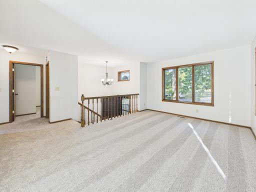 2253 Charles Street N, North Saint Paul, MN 55109