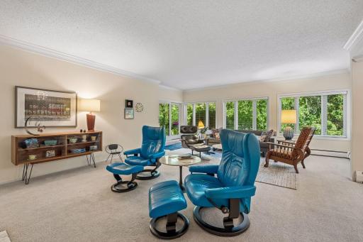 1830 Eagle Ridge Drive, 1004, Mendota Heights, MN 55118